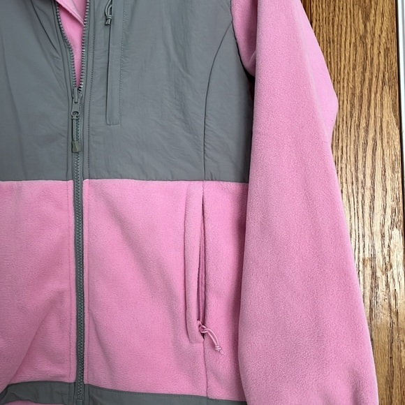 Pink fleece jacket - Picture 3 of 4